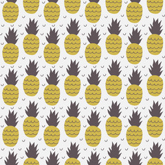 Seamless pattern of pineapple.