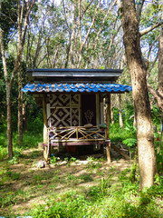 Naklejka premium Simple wooden bungalow in the jungle on Koh Bulon, Thailand - island in the Andaman sea