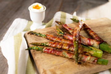 Grilled Asparagus Wrapped in Bacon