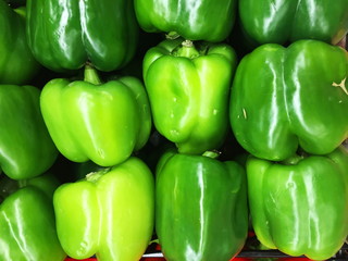green pepper,bell pepper,garden fresh vegetable