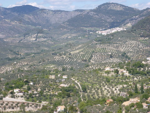 La Iruela,municipio  de Jaén, Andalucía en las faldas de la Sierra de Cazorla, coronando el valle del Guadalquivir