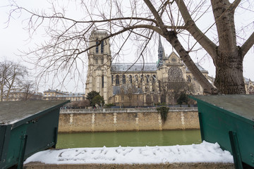 Paris under snow, March 1st 2018