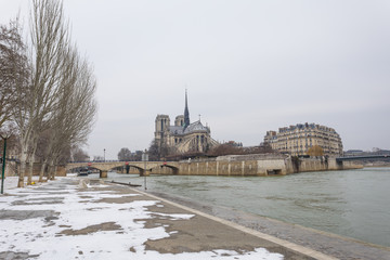 Paris under snow, March 1st 2018