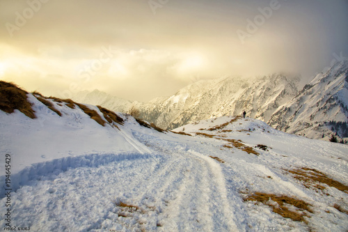 Sfondi Hd Wallpaper Alta Risoluzione Tramonto Montagna Nel