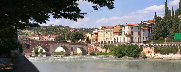 Fototapeta premium Verona, Italy - August 17, 2017: Beautiful panoramic view of the bridges of Verona.