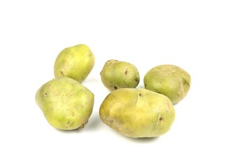 食材に適さなくなった緑色のじゃがいも