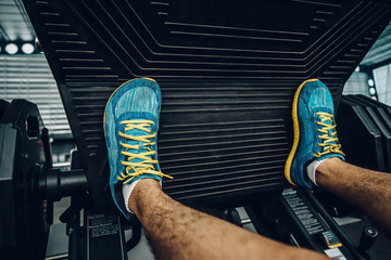 Leg Press Position,wide stance foot placement
