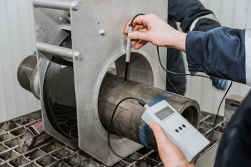 Diagnosis of a pipe for drilling