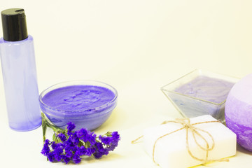 Obraz na płótnie Canvas Beauty and spa concept with lavender
