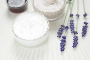 Fototapeta na wymiar Cream, lavender flowers
