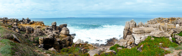 Fototapeta na wymiar Peniche, coastal landscape with rocks and the sea