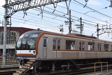Obraz premium Suburban train in Greater Tokyo Area (Tokyo Metro 10000 series)