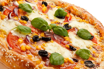 Vegetarian pizza with corn and olives 