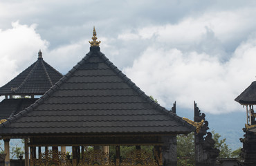 Naklejka premium Panorama on the roof of the temple in the mountains of Bali