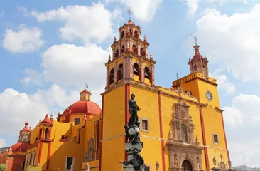  Basílica Colegiata de Nuestra Señora de Guanajuato Mexico © Moebs Stéphane