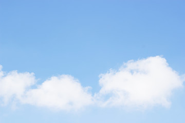 Obraz premium Blue sky background and white clouds soft focus, and empty space