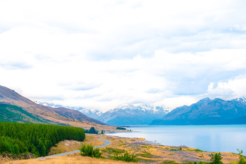 Fototapeta na wymiar Beautiful scene of mt cook national park with mountain, lake, road and cloudy at Peter's Lookout