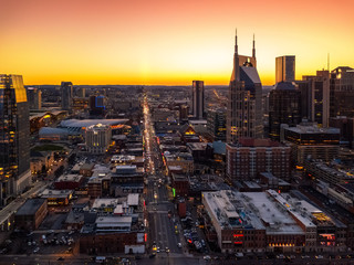 Fototapeta na wymiar Nashville during sunset