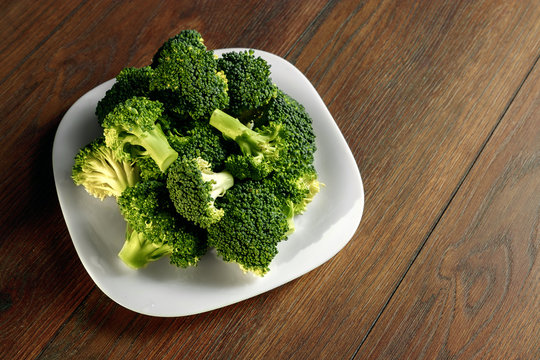 Healthy Green Organic Raw Broccoli Florets Ready for Cooking. The concept of healthy eating, detox. copy space