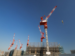 高層ビルの建設現場