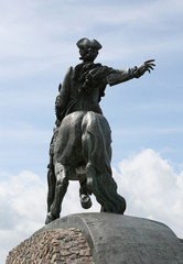 Fototapeta premium Equestrian monument to the Russian Empress Elizabeth Petrovna, back view. Baltiysk (until 1946 - Pillau), Kaliningrad Region, Russia.