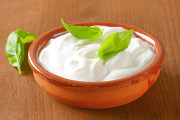 bowl of white cream