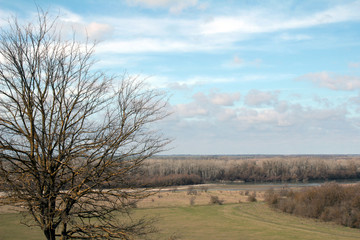 Obraz premium Beautiful scenery with forest and river and village