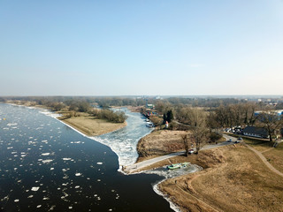 Eistreiben, Eisgang auf der Elbe, Eisschollen