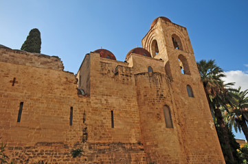 Fototapeta na wymiar Palermo, chiesa di San Giovanni degli eremiti