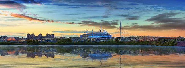 Foto op Plexiglas Stadion Het stadion en de tuibrug in Sint-Petersburg