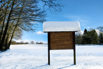 Winter -  Landschaft  -  Schild