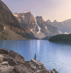 Fototapeta na wymiar Moraine Lake, Banff National Park, Canada
