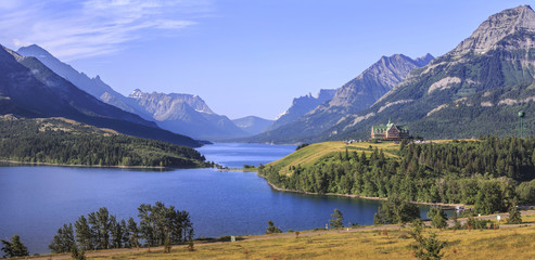 Waterton Lake, Waterton National Park, Canada © sunsinger