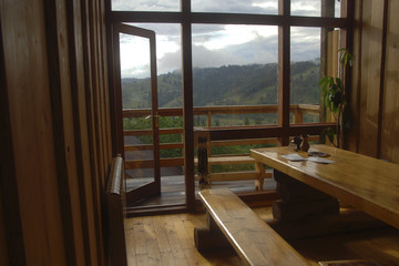 Через капли дождя на горы