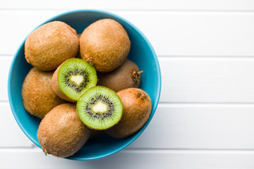 Halved kiwi fruit.