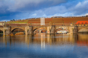 Fototapeta premium Würzburg , die alte Mainbrücke