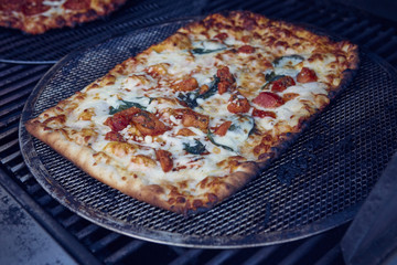 Grilled pizza