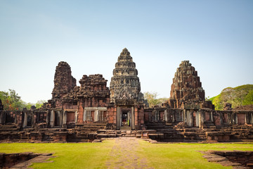 Fototapeta na wymiar The world heritage Prasat Hin Phimai in Thailand