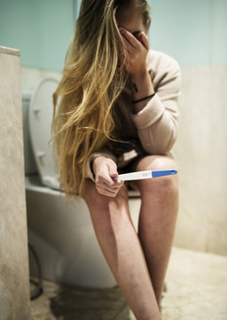 A depressed woman with a positive pragnent test