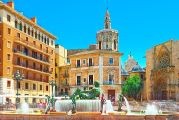 Obraz na płótnie Canvas Valencia Fountain Rio Turia on Square of the Virgin Saint Mary,