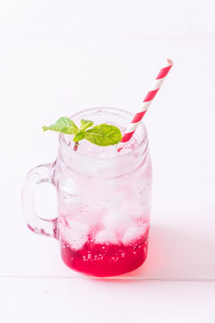 iced strawberry soda