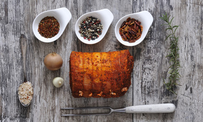 Gefüllter Schweinebauch mit Gewürzen