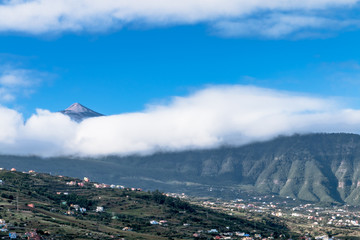 Teneriffa - Tal von La Orotava mit Blick auf den Teide