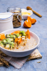 Oatmeal with fruit