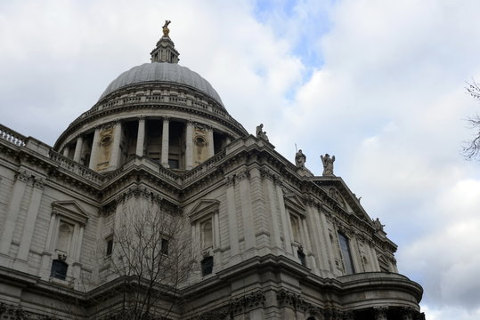 london cathedral paul