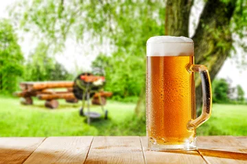 Photo sur Plexiglas Bière l& 39 heure de la bière et des grillades