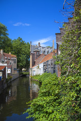 Fototapeta na wymiar Beautiful water canals in Bruges, Belgium