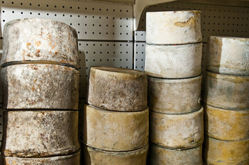 Old Cheddar cheese from Eastern Turkey