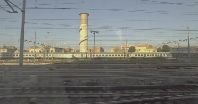 Partenza dalla stazione di Roma Termini in treno
