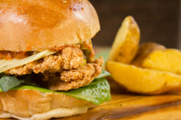 Hamburguesa de milanesa de pollo